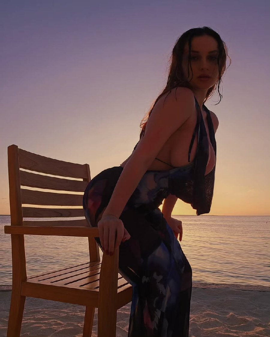 Sexy girl Miranda Faith nude in Cucuta