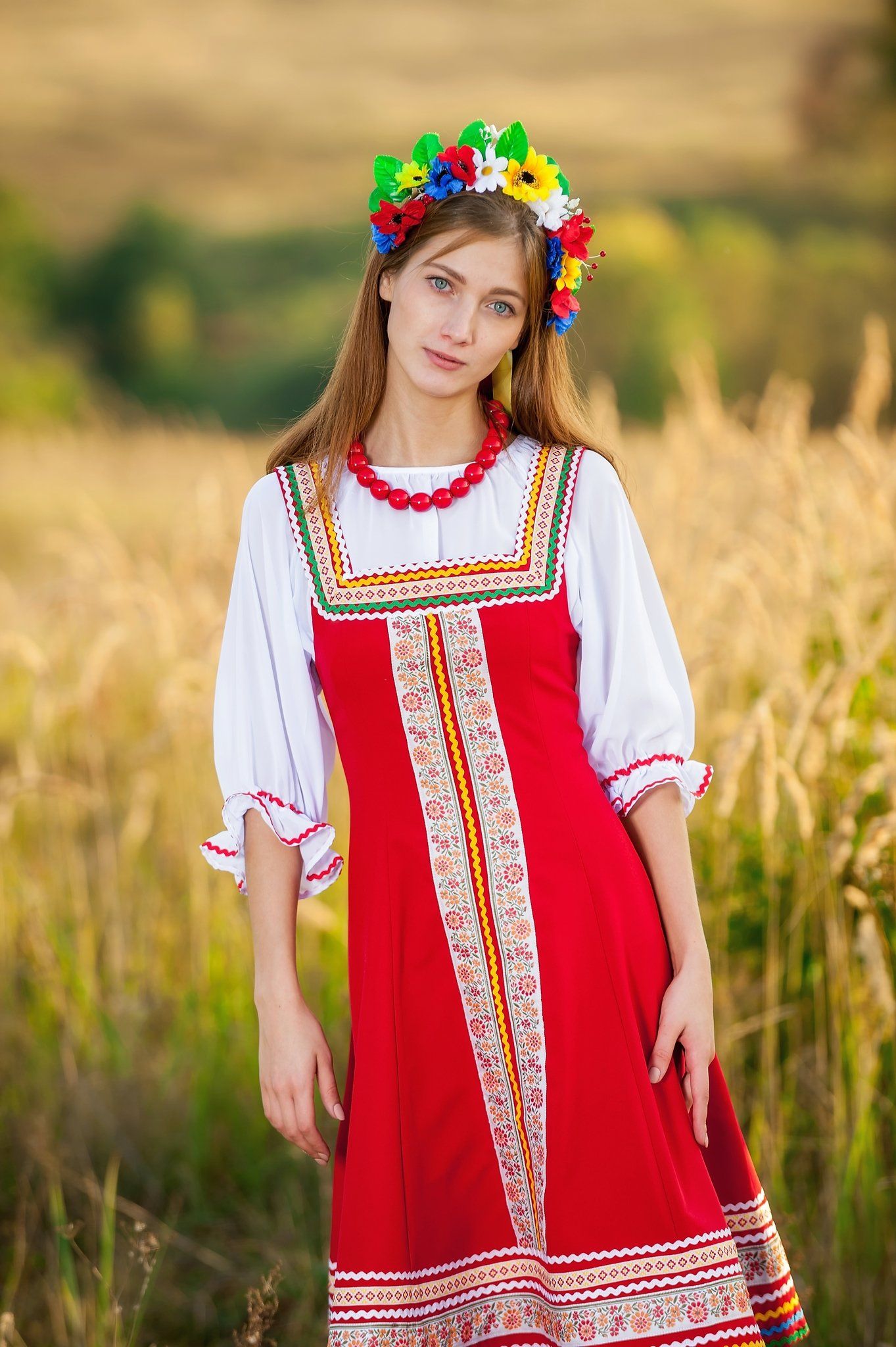 Women in Slavic costumes in Cucuta