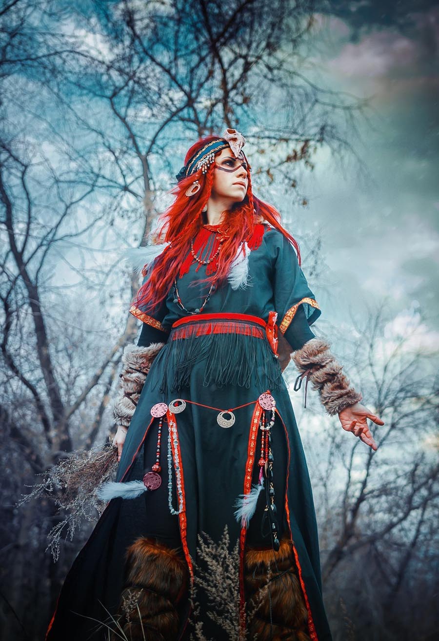 Girls in Slavic costumes underwear in Cucuta