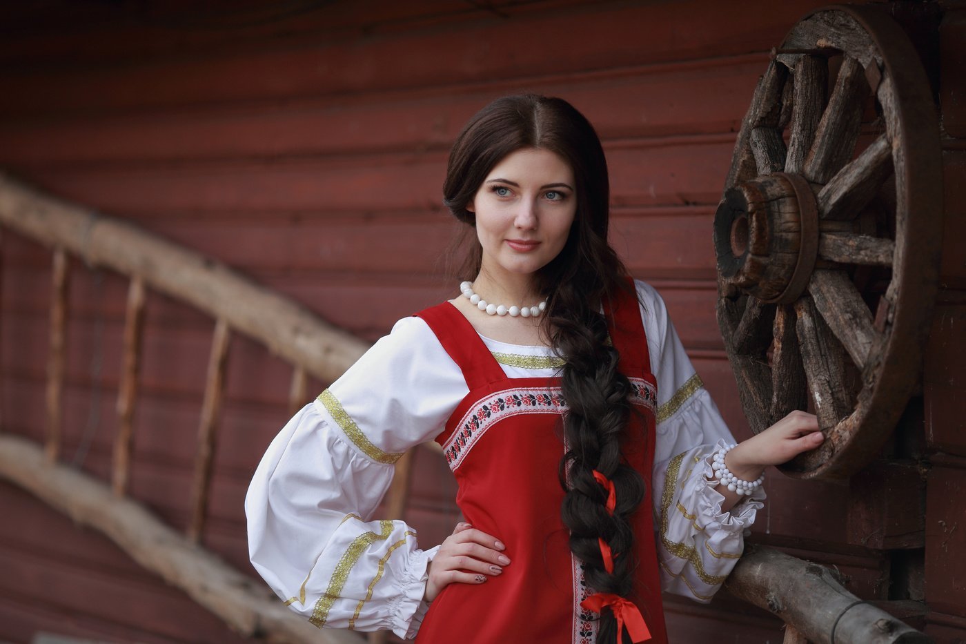 Girls in Slavic costumes in Cucuta