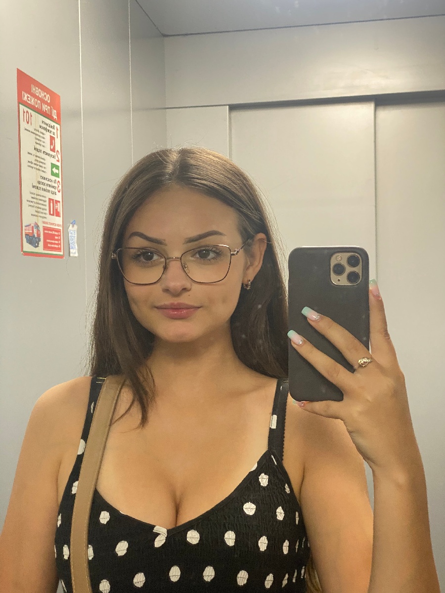 Sexy model Stacy in Cucuta