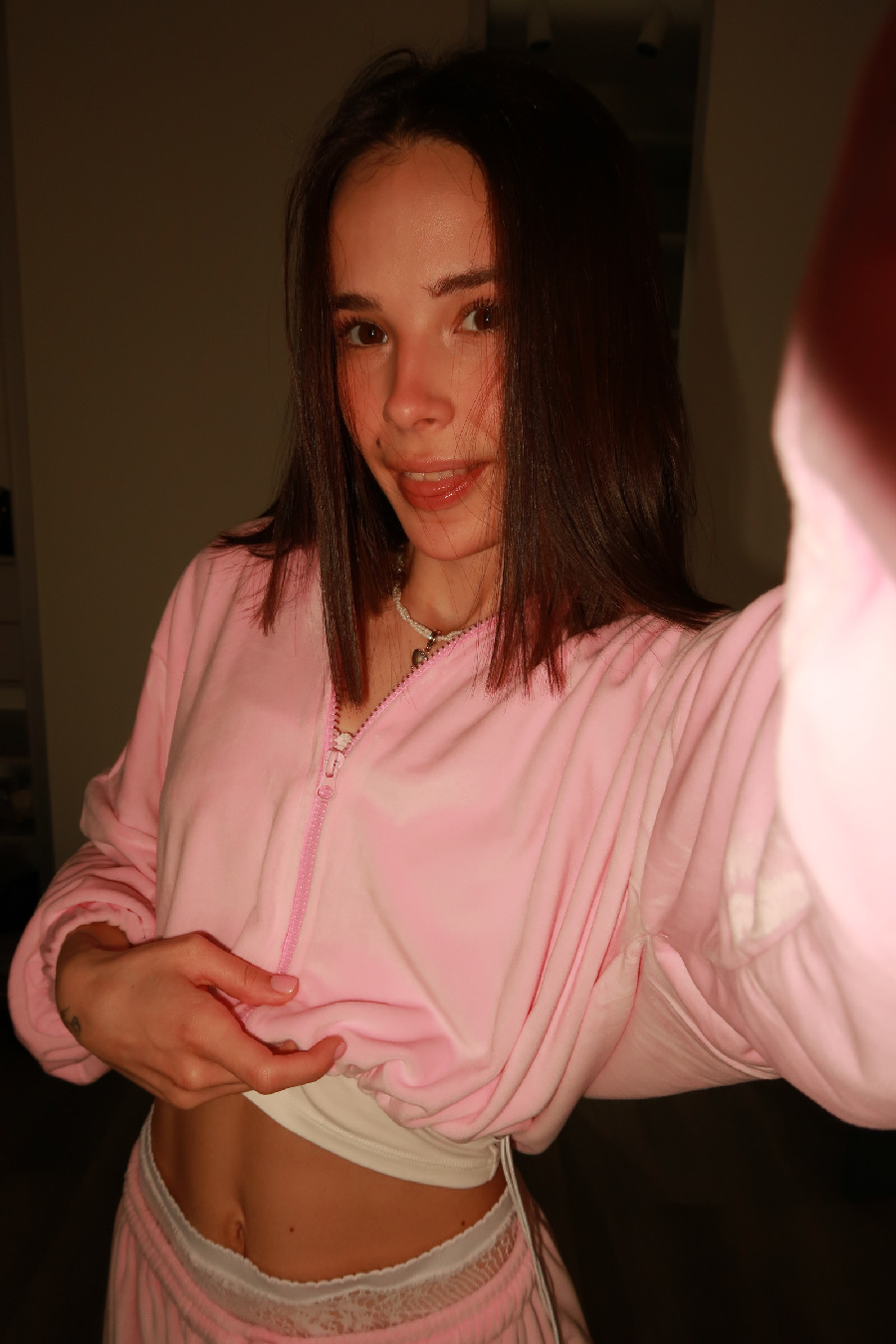 Tina brings the glow — live moments in Cucuta