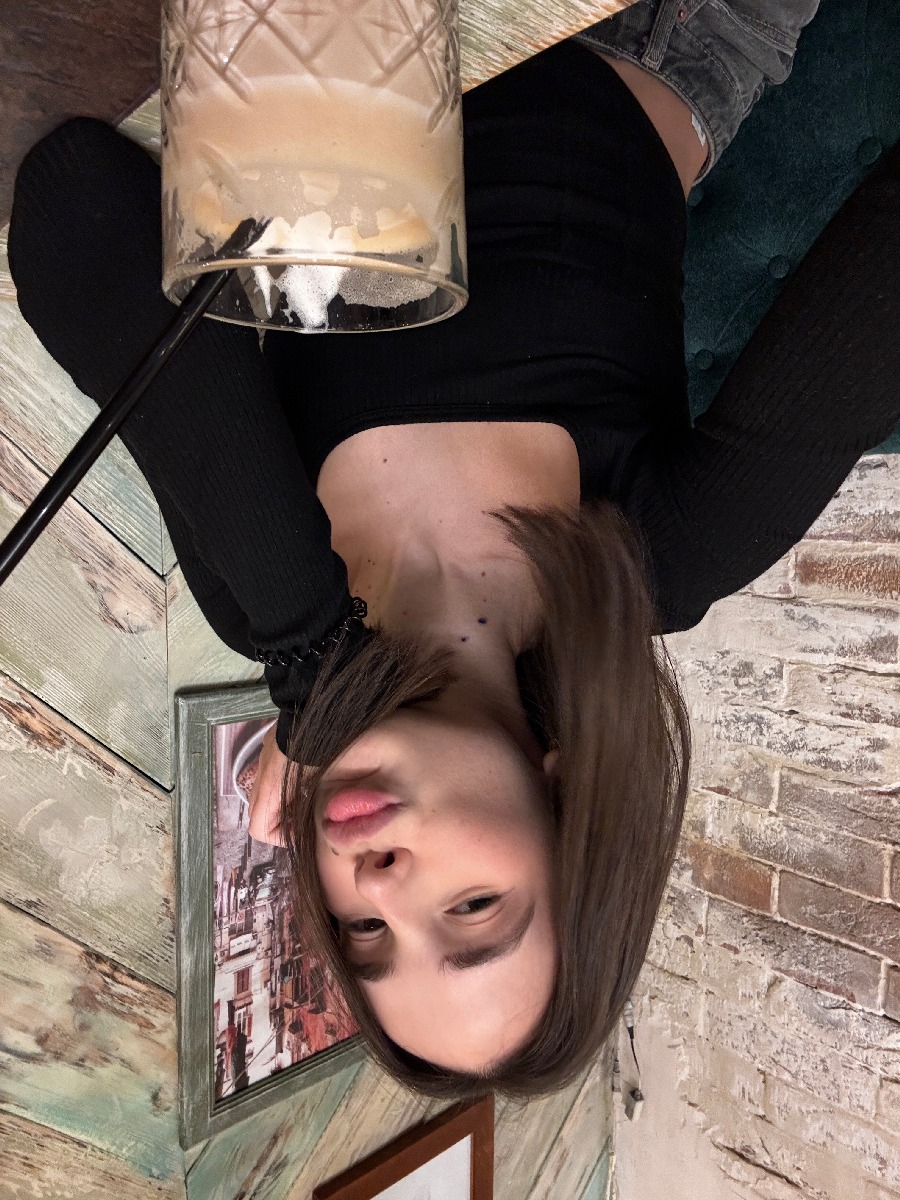 Fresh photos, fresh mood — Tina online in Cucuta